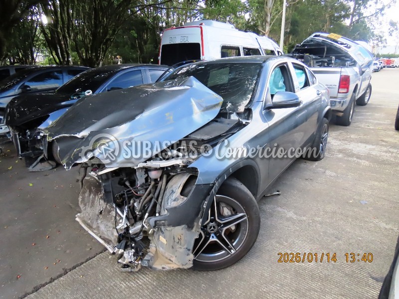 Salvamento Mercedes benz Glc 300 e 4matic coupé - 2022 - 742 - Guarne